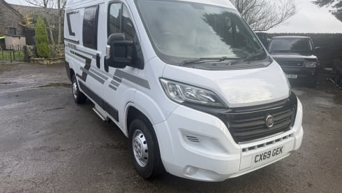 Cane  – 2 berth Weinsberg  carbs 540  campervan from 2019