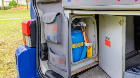Foelie – 4p Volkswagen campervan uit 2002