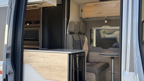 ADRIA Twin 640SLB Supreme AUTOMATIC