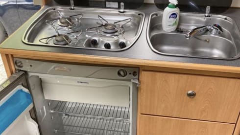 Arie – Family Camper 6 p alcove from 2001