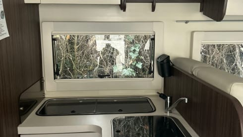 5p Benimar semi-integrated uit 2018