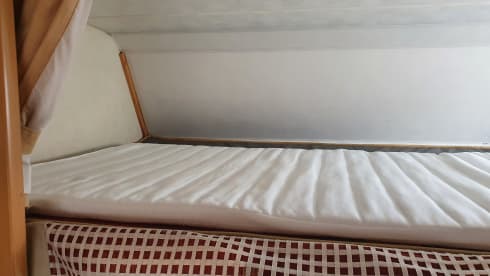 Anglesey Motorhome – Eldis Autoquest 140 4 Berth Motorhome
