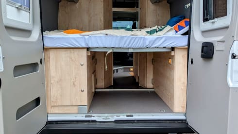 Willy – 4p Citroën Clever campervan uit 2024