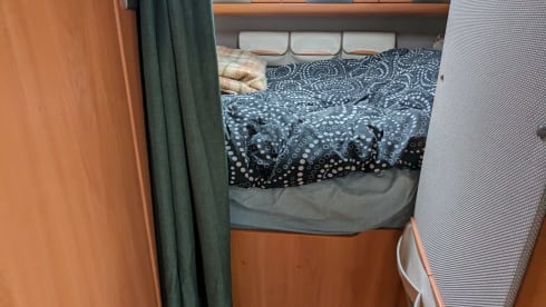 5p Hymer alcove from 2005