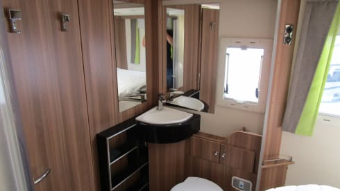 Spacious 4 person family camper Fiat Chausson