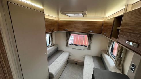 The privilege motorhome  – 6 berth Fiat alcove from 2021