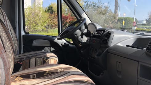 MOBI – Spacious Auto roller Granduca family mobile home
