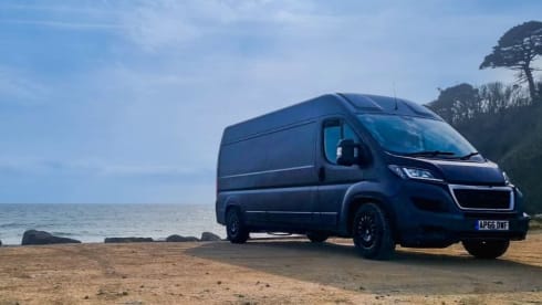 Zink outdoors  – 3 berth quirky camper 