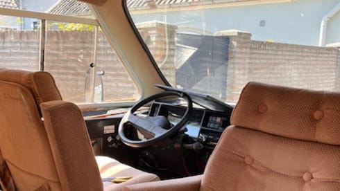 Le voyageur – 4p Peugeot integrated uit 1993