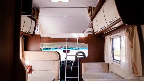 Spacious & comfortable family camper (2013)