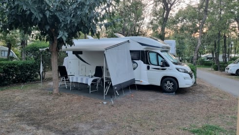 Lo-rider – A wonderfully luxurious and complete camper
