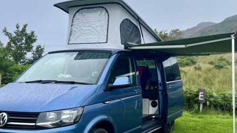 Comfort, Freedom, and 5-Star Reliability – VW T6 Campervan for Hire