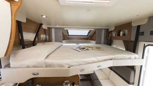 zipvana – ELNAGH BARON 560