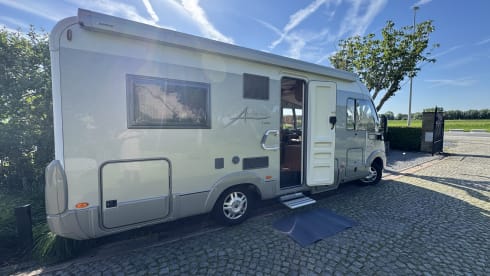 Rik’s camper  – 4p Bürstner integrated uit 2007