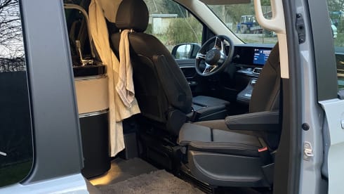 Quini – 4p Mercedes-Benz campervan uit 2025