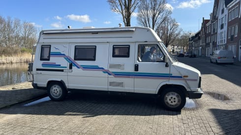 Sfeervolle Citroën camper 2-3 personen