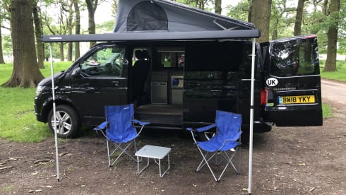 Betty – 2 berth 2018 VW Campervan