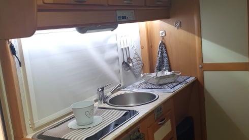 Anto – Travel carefree with Camper Mclouis.