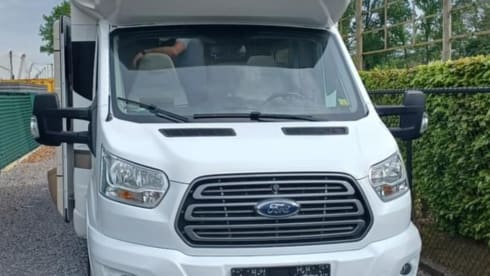 luxe – 3p Benimar semi-integrated from 2021 170 hp automatic