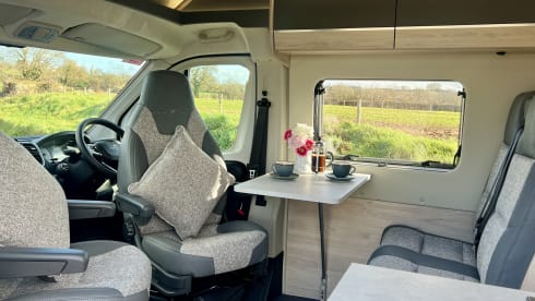 Expedition 67 – 4 berth, 4 belt (2025)