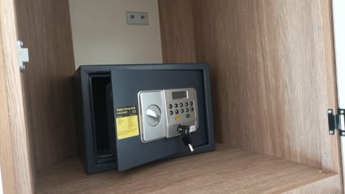 Fully comp insurance included in the price – 7 berth Rimor seal 9 2018