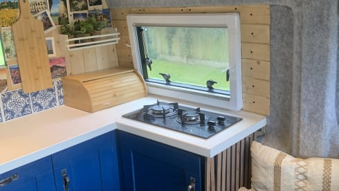 Self Converted Off-grid Citroen Relay 