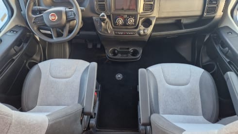 A75 SL  – Motorhome SunLiving A75 SL Alkoven #Family vacation