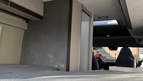 Pössl 600 – New Pössl campervan with length beds