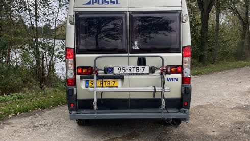 possl 2 win 2011, double air conditioning, e-bikes/scooter carrier