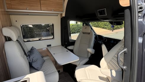 Hogan – 4p Mercedes Hymer 4x4 - 2023