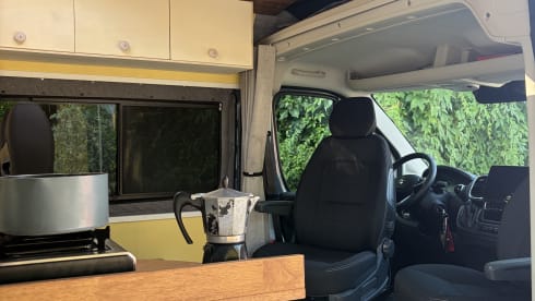 Boulder Bus – Off-Grid Opel Movano 4 gordel plaatsen 