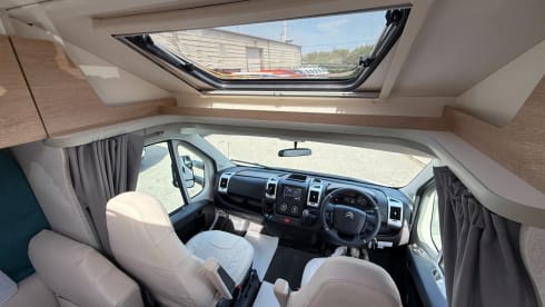 Ramone – 4 berth Citroën semi-integrated from 2025