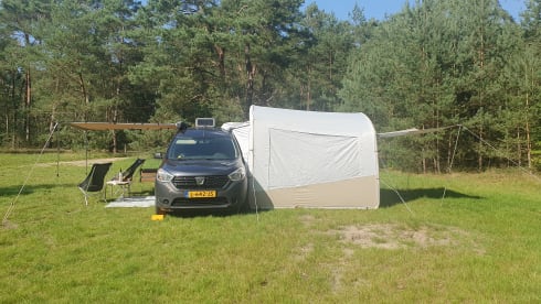 BeSmarter en ga op Avontuur! – Seek out adventure with our 2-person camper van!