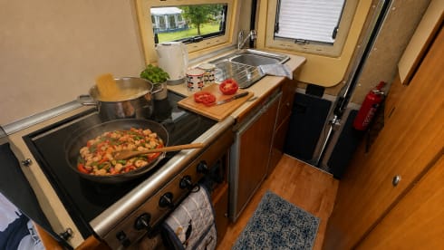 Puffin – Lernen Sie Atlas Cosy Campervan Adventures für zwei Personen kennen