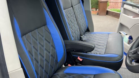 Luther – 4 berth Volkswagen T6 campervan from 2017