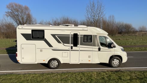 Adria Compact DL AUTOMATIC