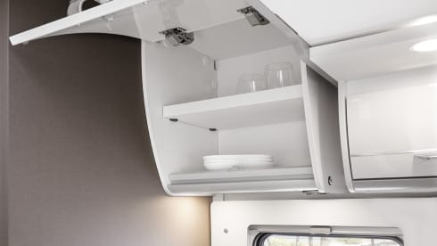 T7400SBC – Etrusco 5 berth 4 seatbelts, 2021 Automatic, TV, Internet, Solar Panels