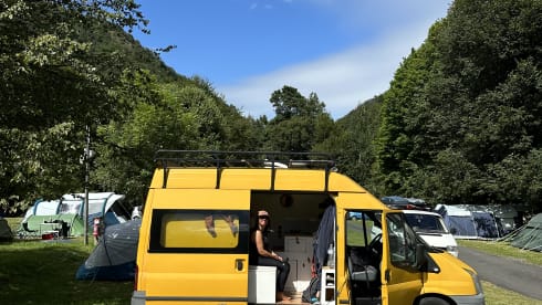 Eddie – Eddie the yellow camper van
