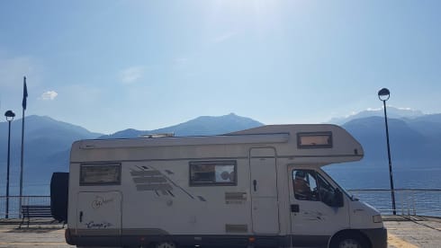 Spacious and wonderful 6 person family camper