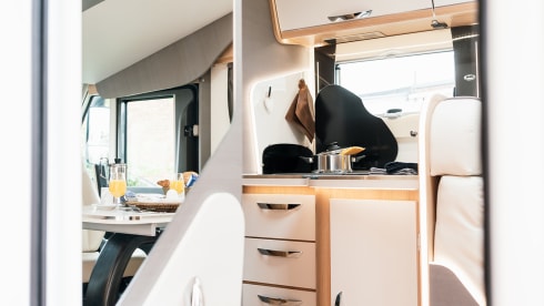 Mercator – Compleet uitgeruste nieuwe camper