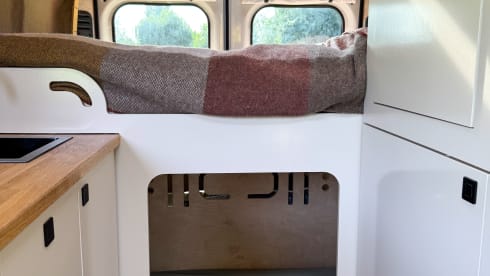Tinkerbell – Knusse Peugeot Boxer uit 2023 | 2 + kindje