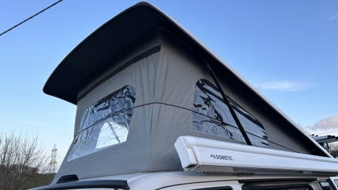 Sunny – 2021 Volkswagen T6.1 Transporter CamperKing Luxury Offgrid Camper (4 Berth)