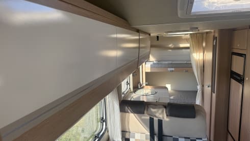 Super Brig 678 - Nice family camper for 7 people!