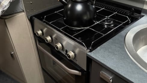 Swift Edge 476