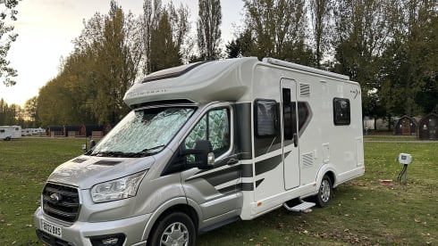 F74 2022 – 4 berth Autotrail semi-integrated from 2022