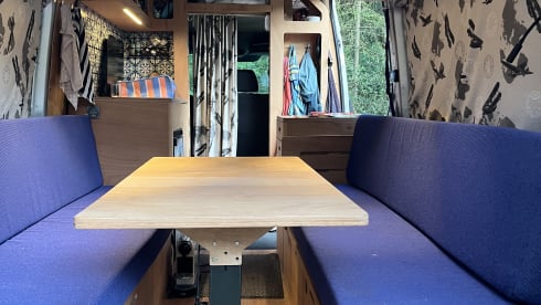 Bully – 2-seater Volkswagen bus from 2014