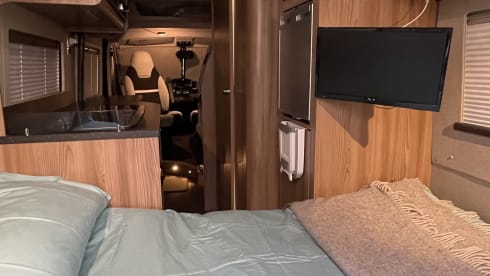 The Catbus  – 4 Berth Swift Select 184 (2017)