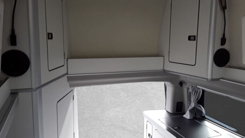 Hamm – Ford Nugget high roof