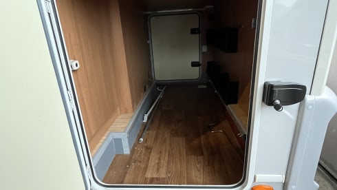 4p LMC integrated uit 2012