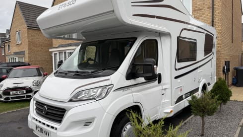 INDIVIDUALL – 6 berth Fiat alcove from 2020